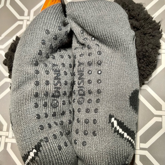 DISNEY MICKEY MOUSE VAMPIRE WOMEN'S SLIPPERS SOCKS WITH GRIPPERS - Picture 5 of 5